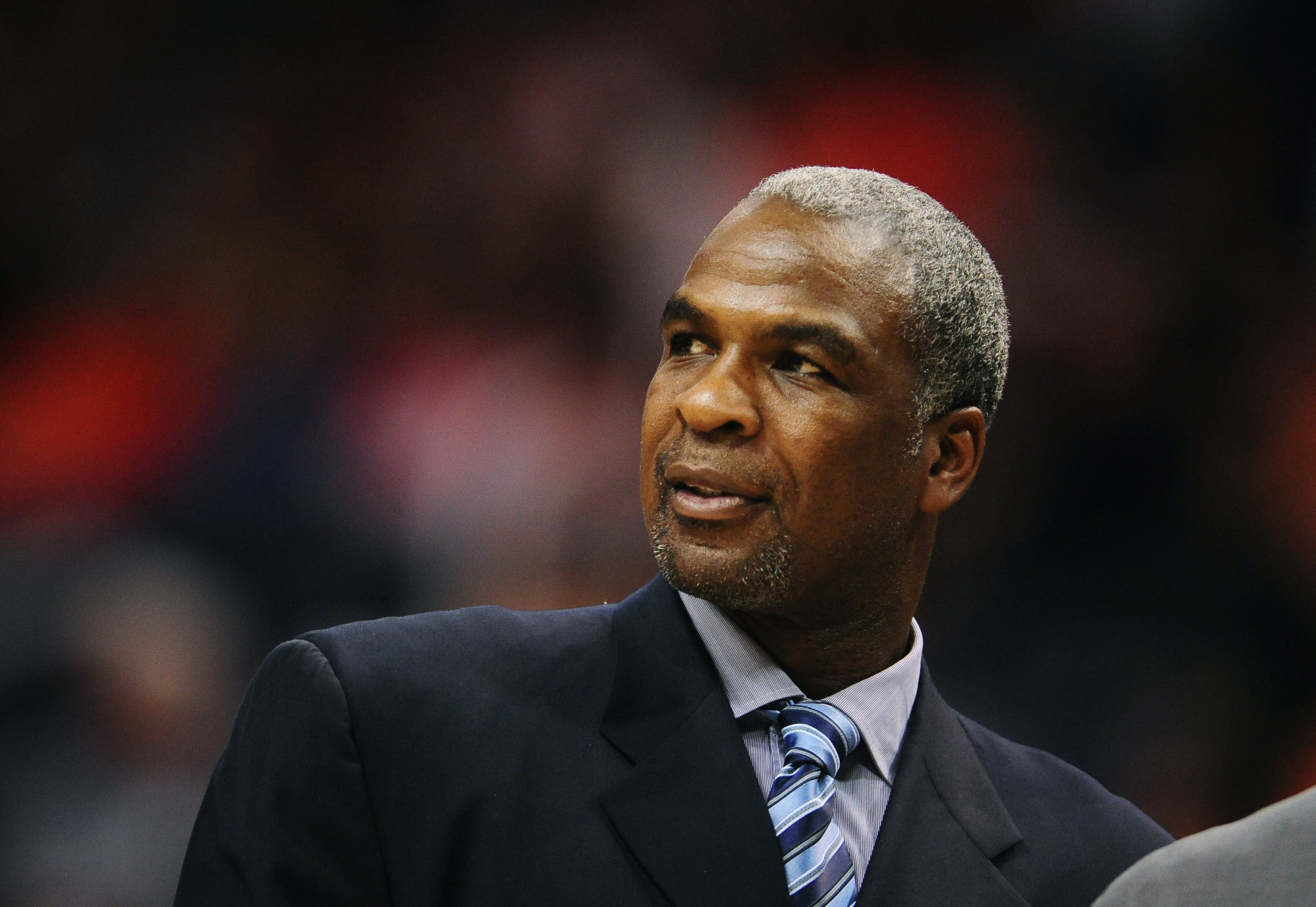 New filing shows altered manuscript in Charles Oakley vs. MSG case