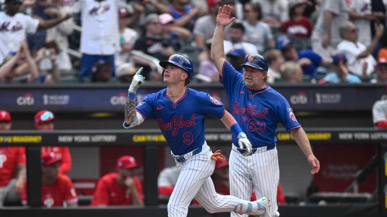 Mark Vientos exits Thursday's game after HBP, resulting in A.J. Ewing shifting to second base