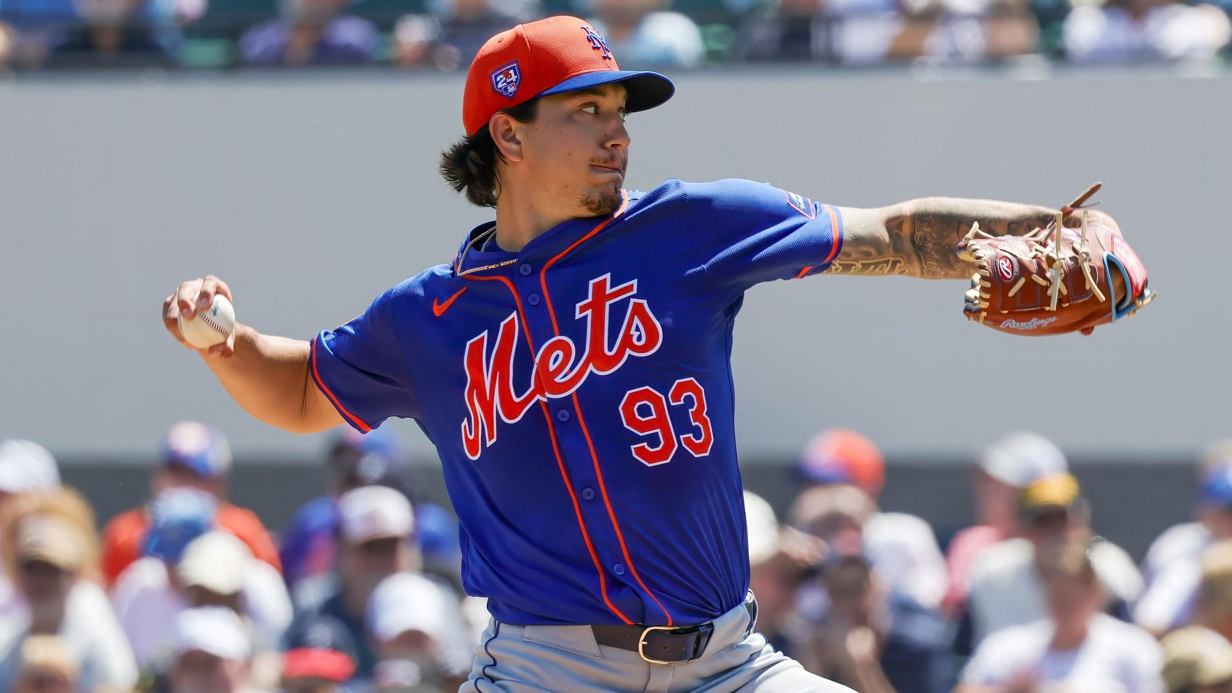 Mets promoting pitcher Dom Hamel ahead of Monday's game against Guardians