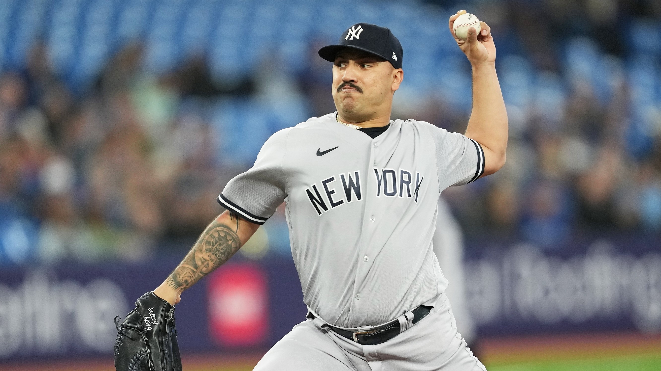 Gleyber Torres' walk-off single caps Yankees' win over Blue Jays