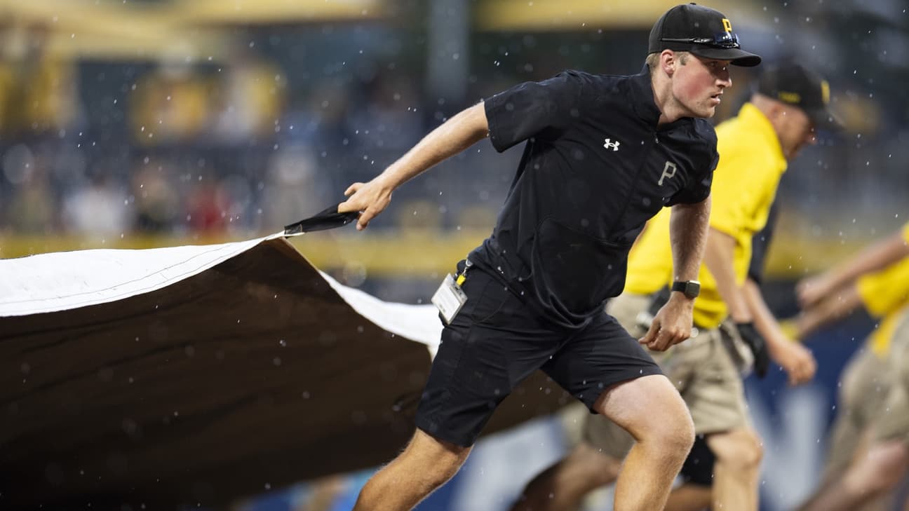 Mets-Pirates game stopped in second inning after rain delay