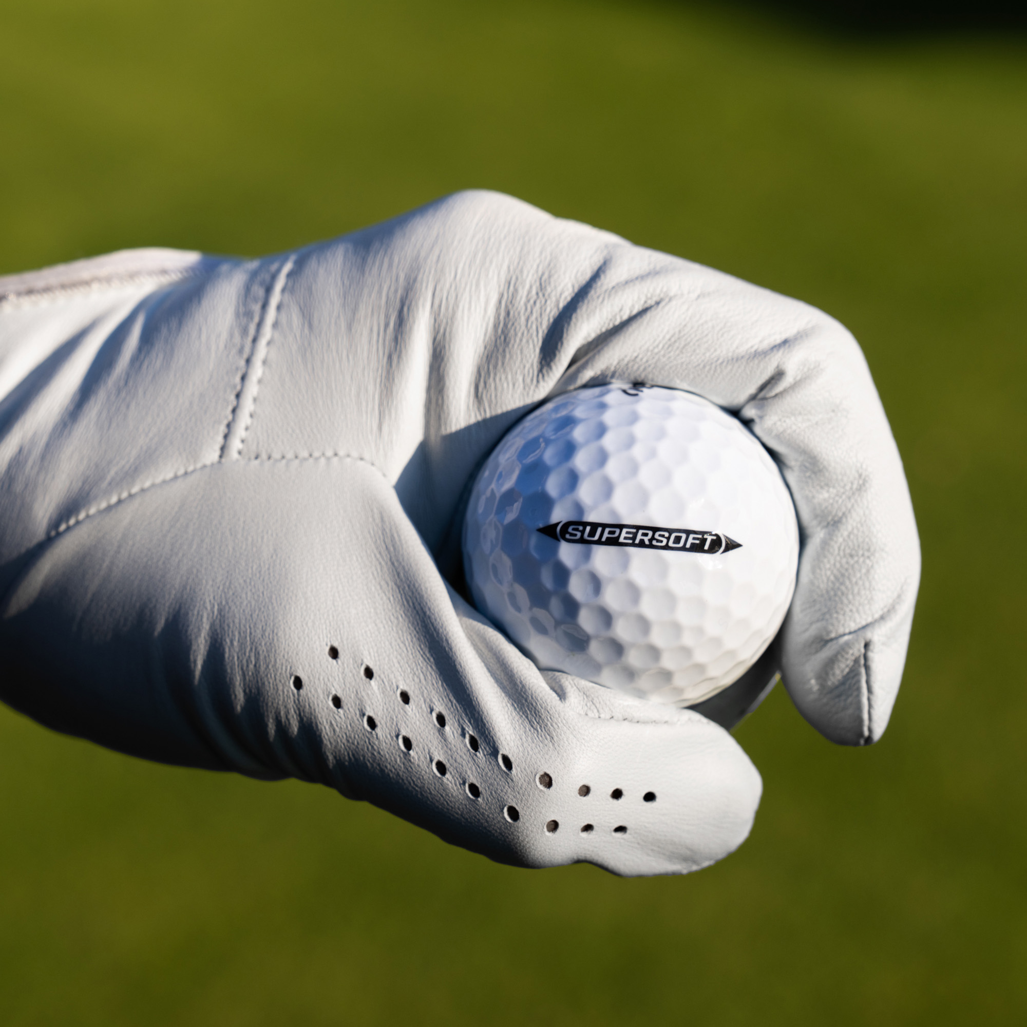 Callaway ゴルフ golf スポーツ カジュアル セレブ 高級 上品 Supersoft Golf Balls | Callaway Golf