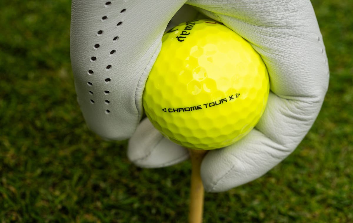 Chrome Tour X Yellow Golf Balls | Callaway Golf