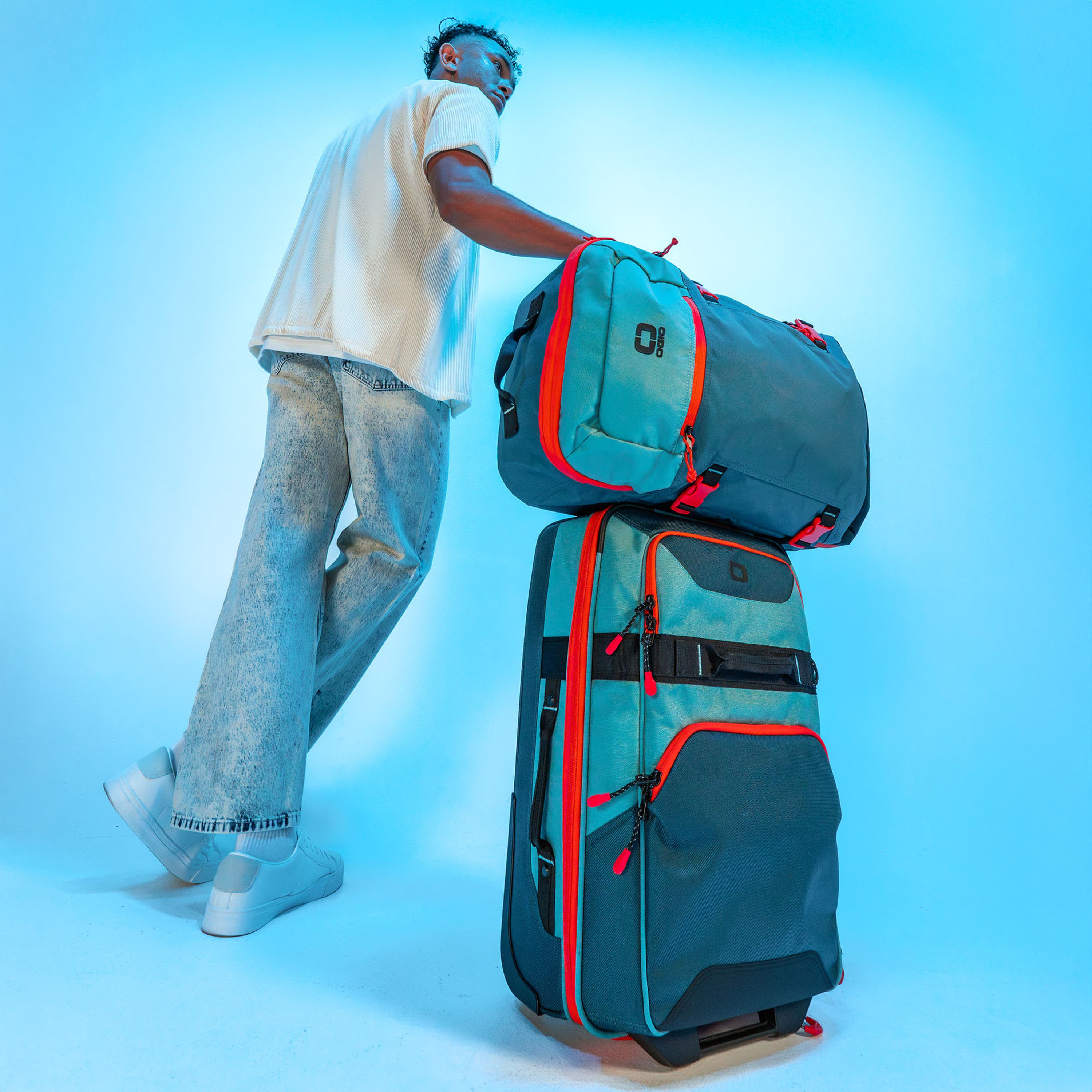 Alpha Travel Collection