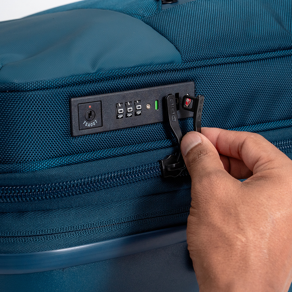 Pace Pro Hybrid Carry-On Bag | OGIO
