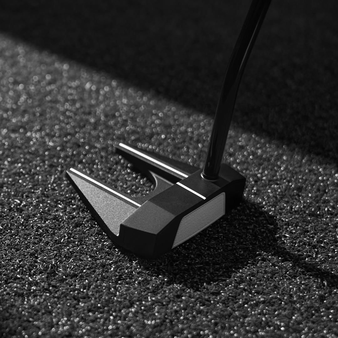 Square 2 Square TRI-HOT Black Seven Single Bend Putter