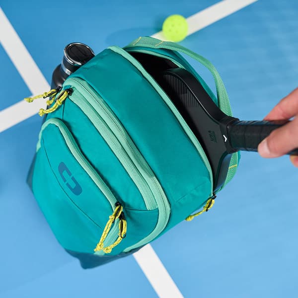 Soft-lined paddle compartment