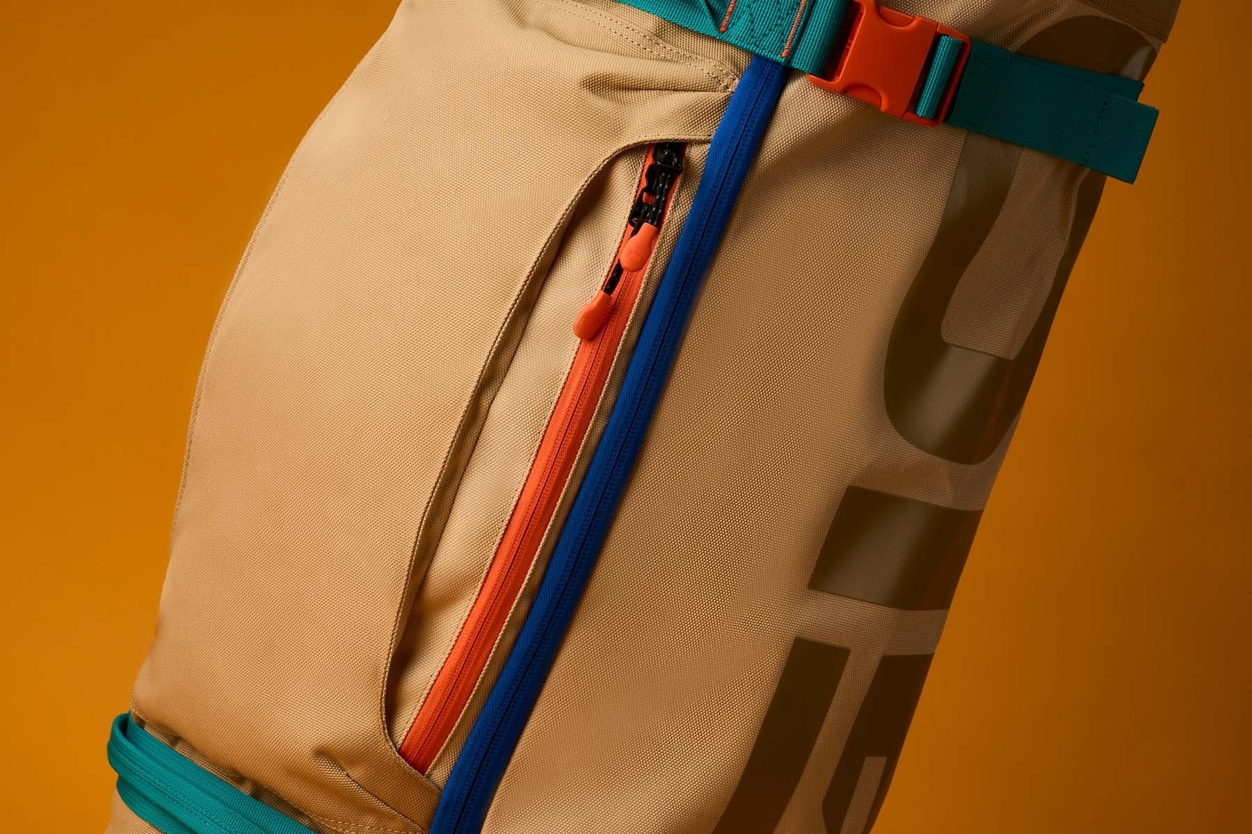 OGIO: Alpha Travel Covers