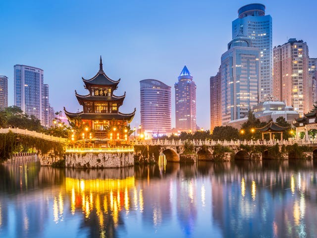 china_Guiyang_iStock-497572532.jpg
