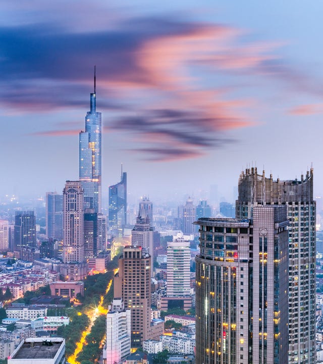 china_Nanjing_iStock-519916362.jpg