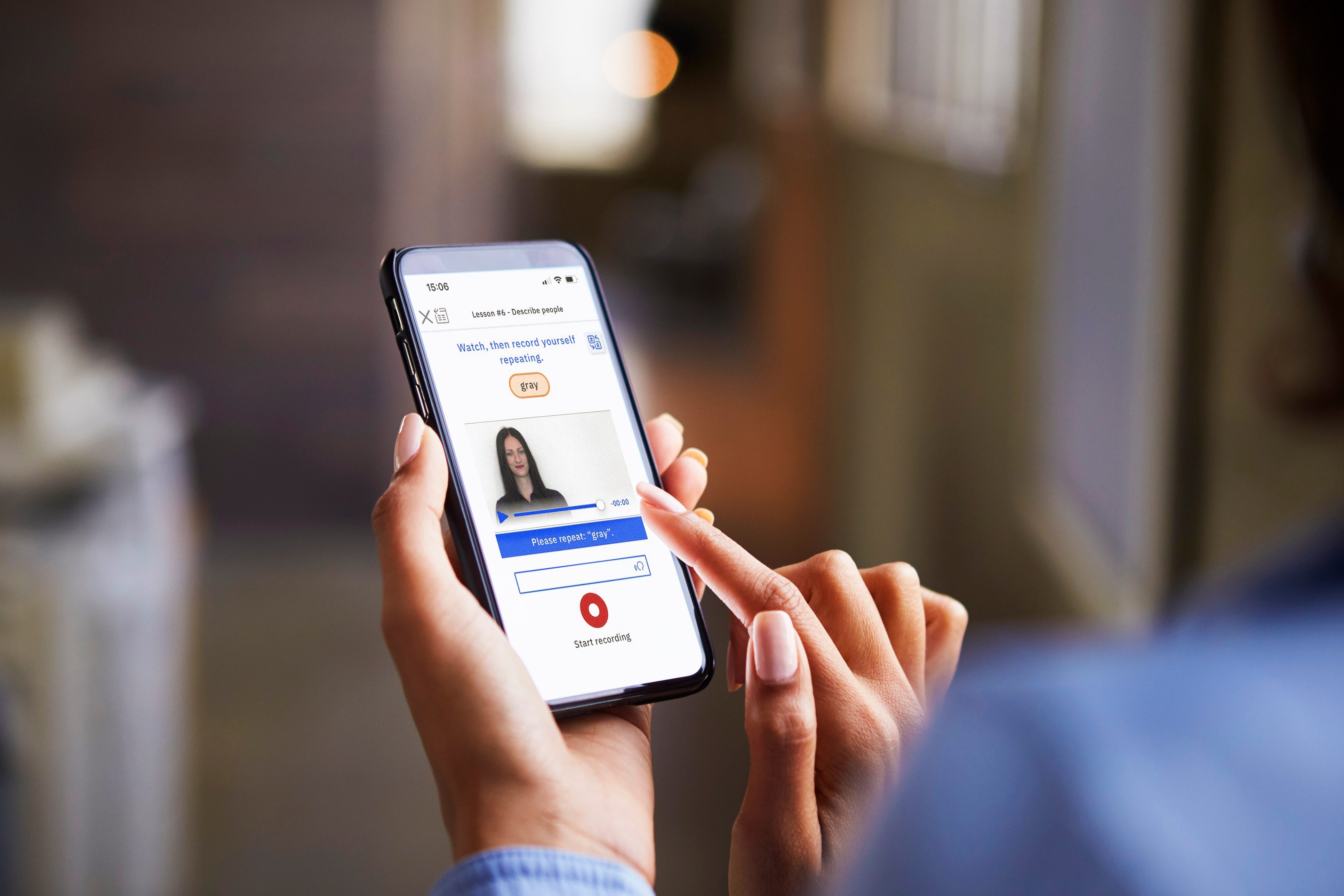 Zbliżenie na platformę językową do nauki języka obcego online.