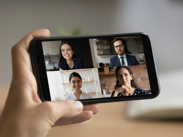 Kurs grupowy japońskiego online za pośrednictwem aplikacji w telefonie komórkowym