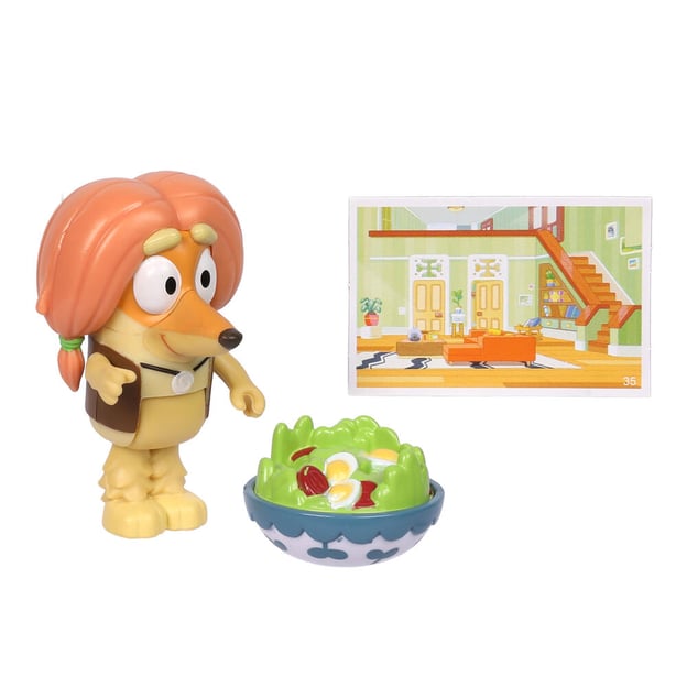 Bluey Story Starter Pack toy of Indy and salad. 