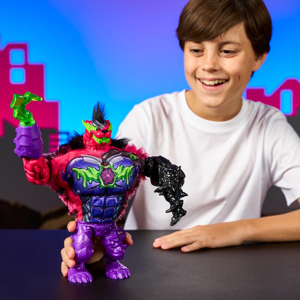 MrBeast Lab Mutators S3 MEGA Mutator Mega Necroclaw | Moose Toys