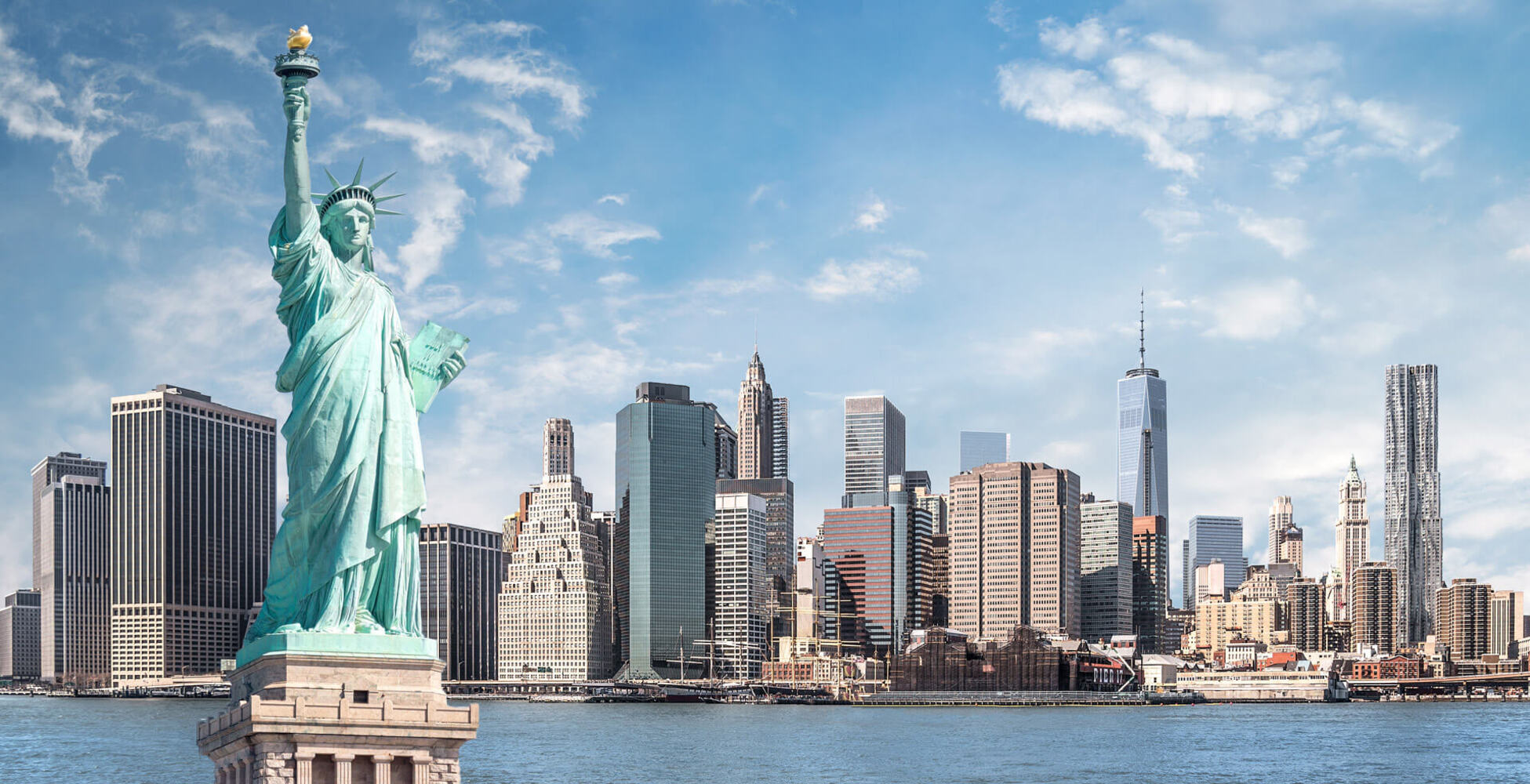 Paisaje con edificios de la ciudad de Nueva York para representar los cursos de inglés.