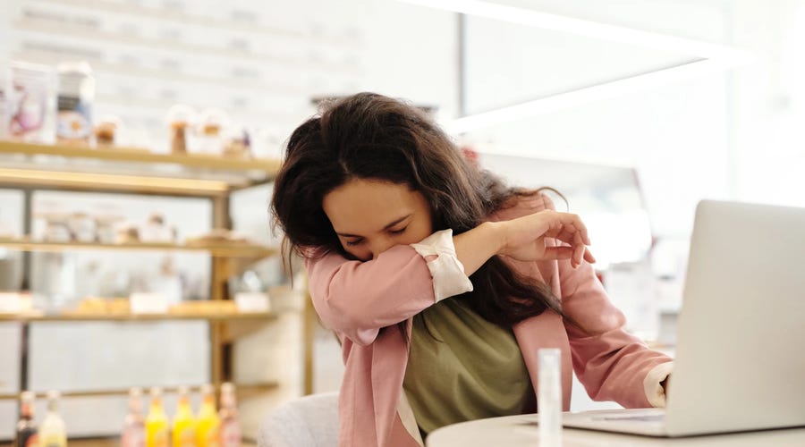 Estornudo en inglés