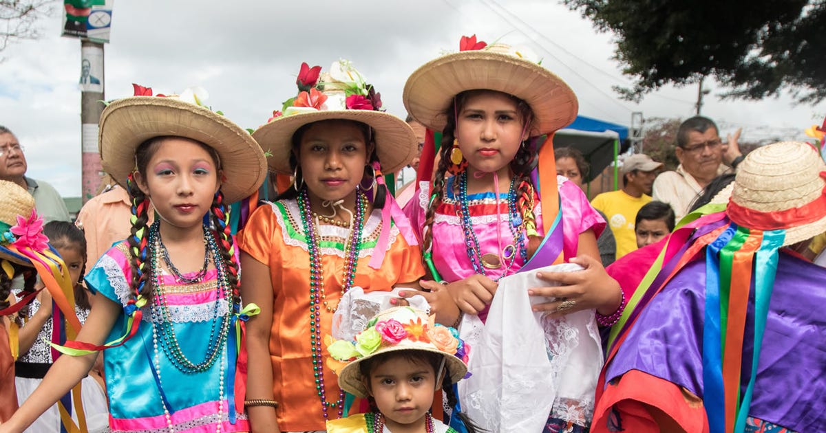 Folklore ¿Qué es y por qué es tan importante? Folklore ¿Qué es y por qué es tan importante?