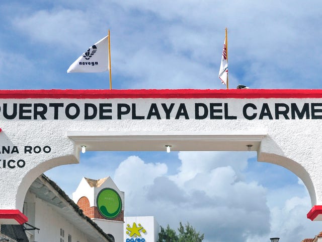 PLAYA_DEL_CARMEN.jpg