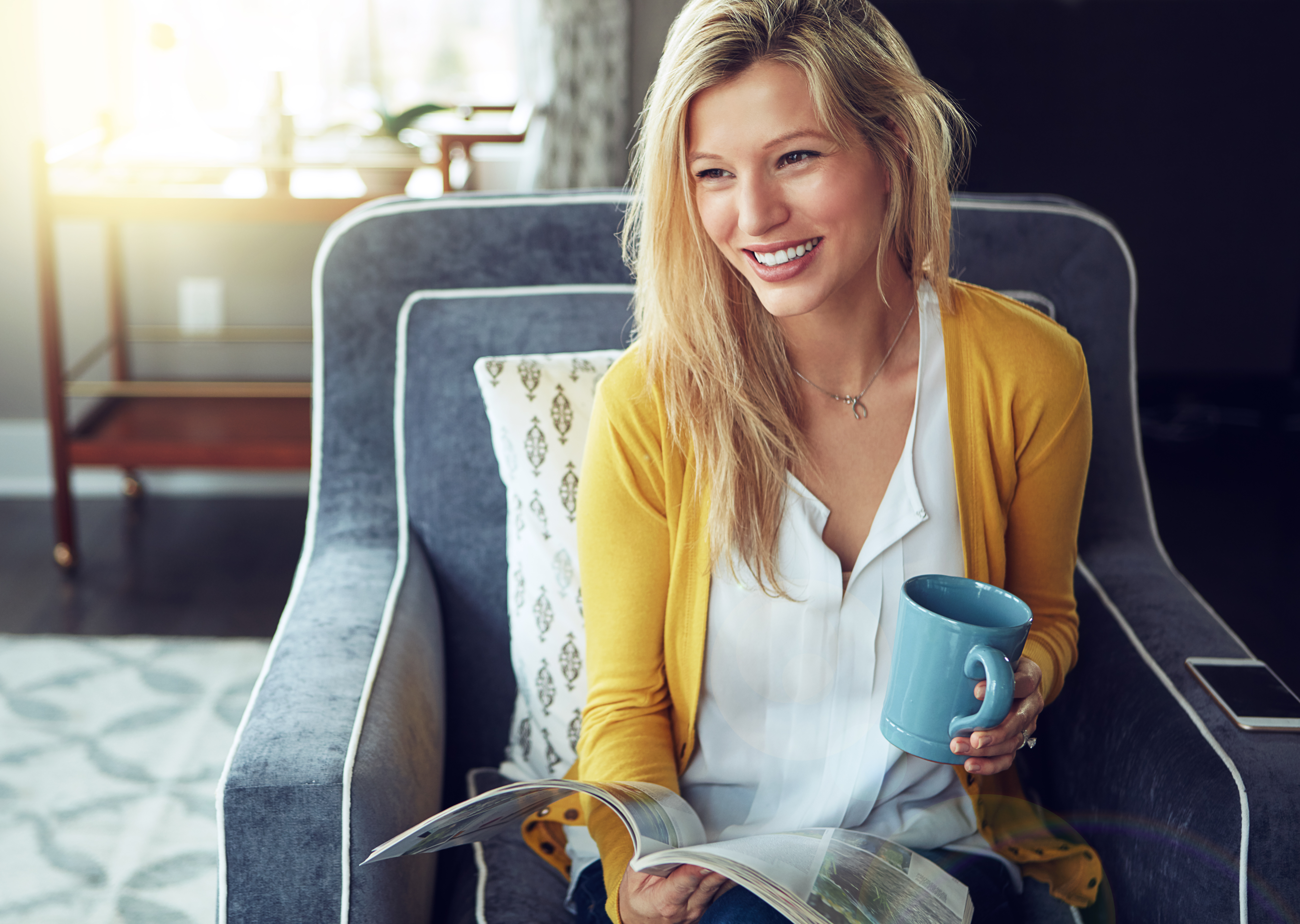Mujer practicando el idioma danés