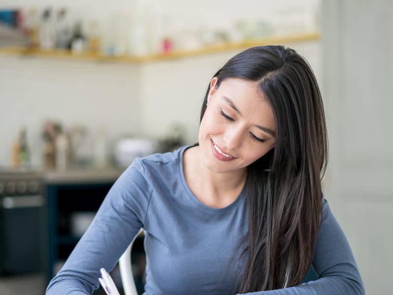 Mujer que quiere aprender alemán